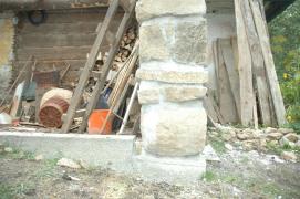 Holzschuppen (alt) innen